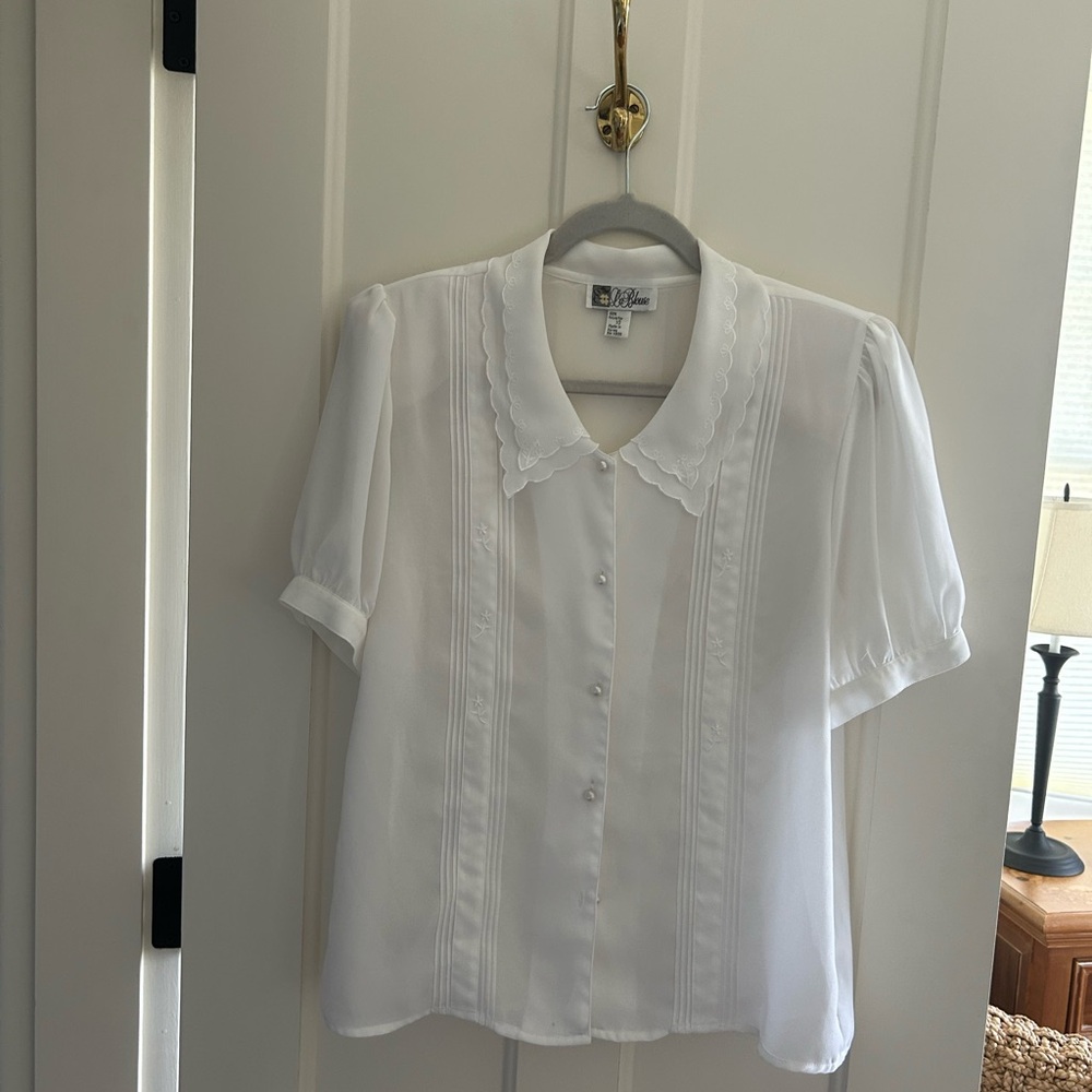 Blair White Women's Blouse with Scalloped Collar